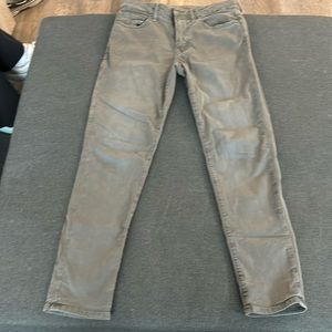 Men’s American Eagle jeans. Excellent condition.
